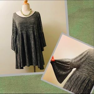 Easel Bell Sleeves Peplum Tunic Top S